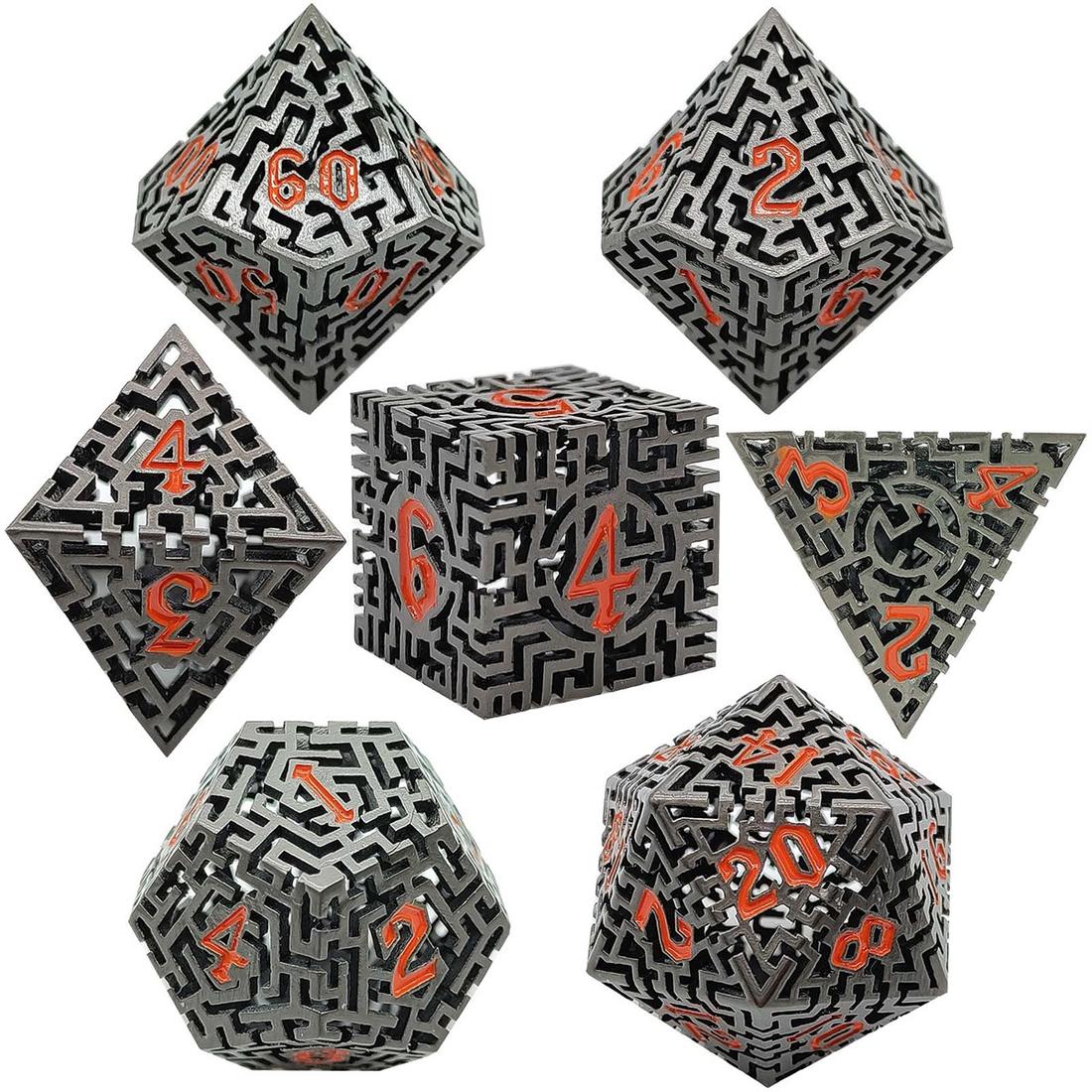 Labyrinth Metal Dice Set detail 3