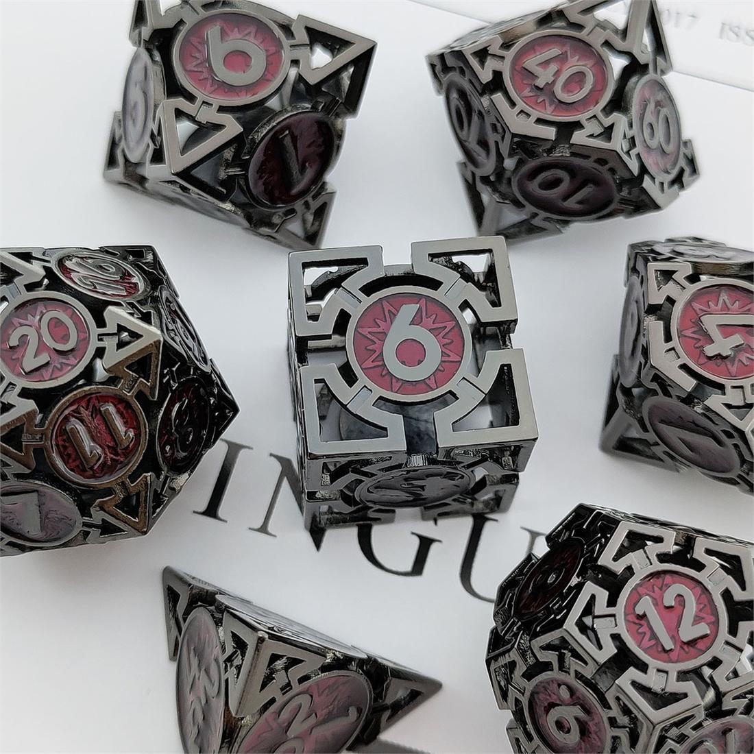 Arcane Compass Metal Dice Set detail 4