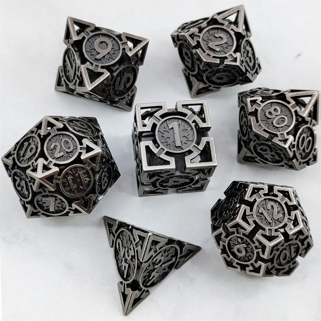 Arcane Compass Metal Dice Set detail 7