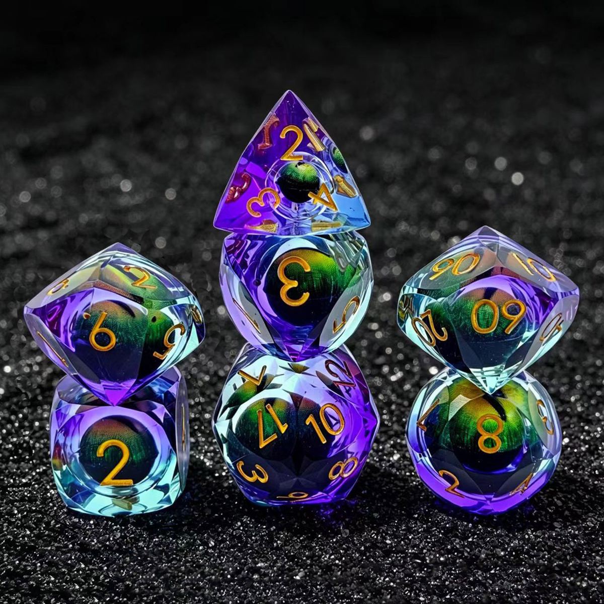 Chameleon Liquid-Eye Resin Dice Set detail 2