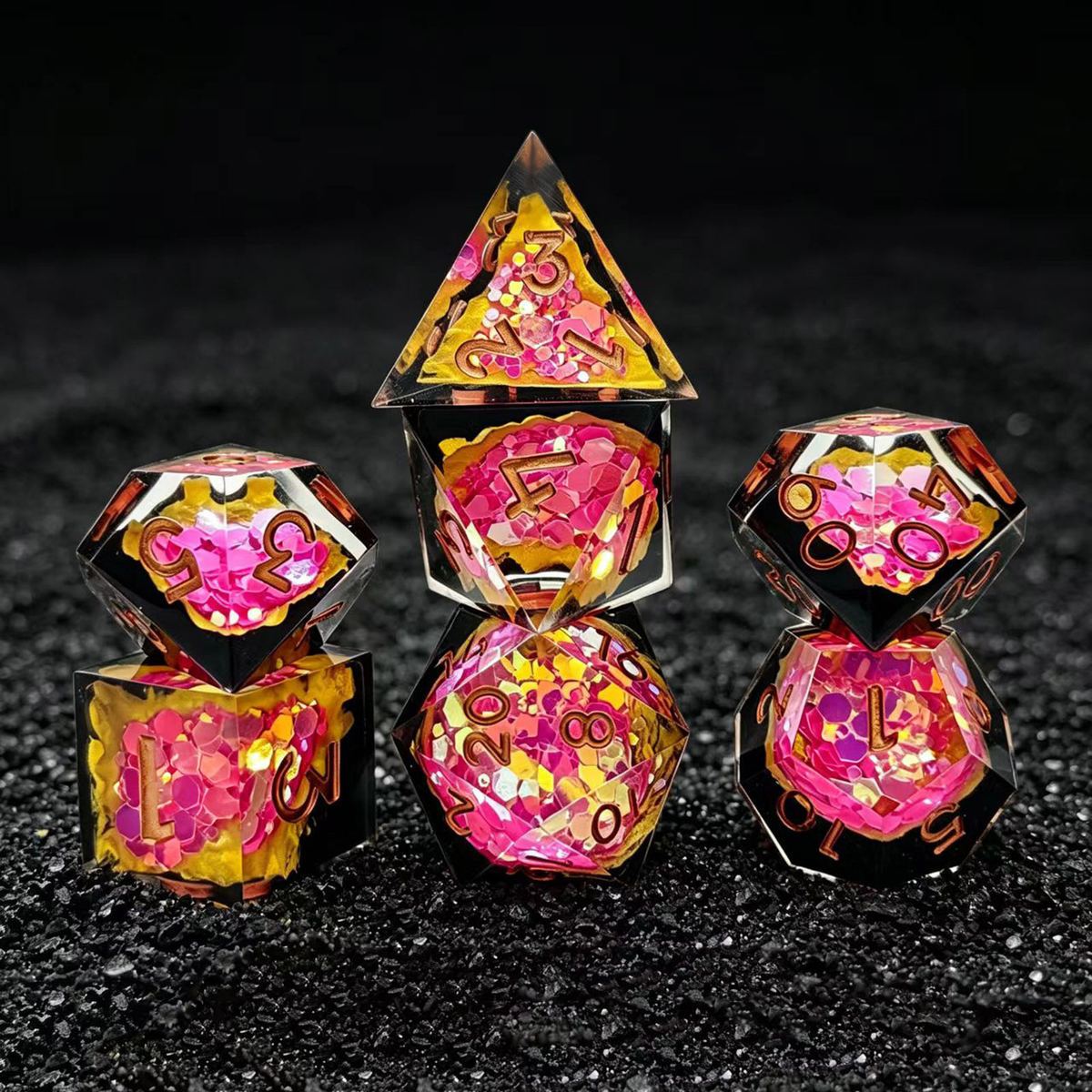 Mechanical Gear Core Resin Dice Set detail 7