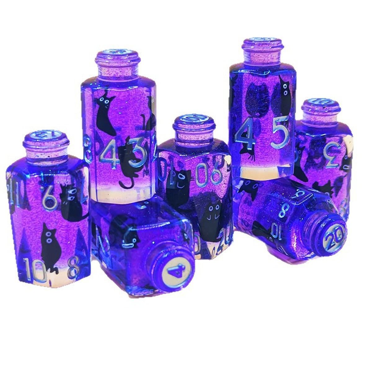 Familiar Spirit Potion Bottle Resin Dice Set detail 7